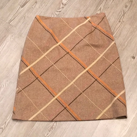 Ann Taylor Dresses & Skirts - Ann Taylor wool skirt